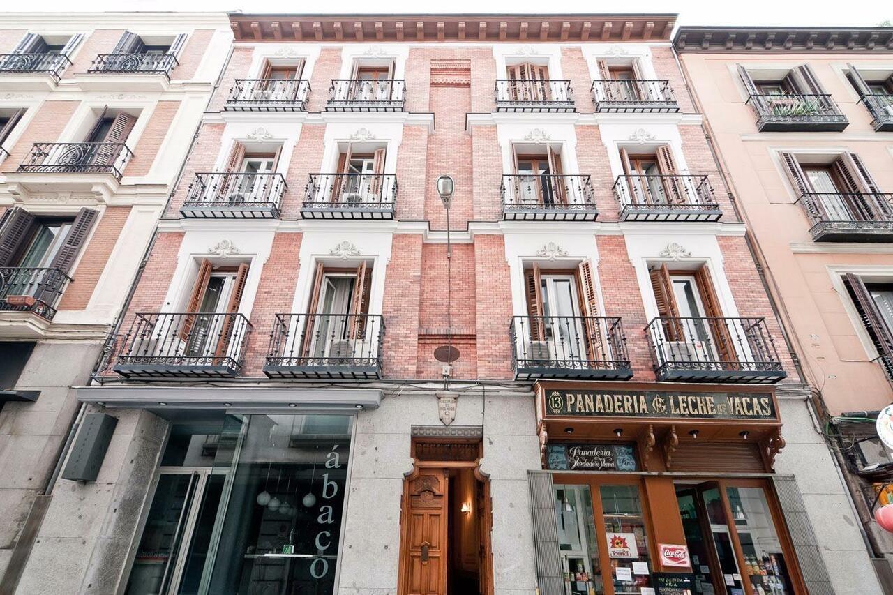 Hostal Las Cortes Madrid Exterior foto