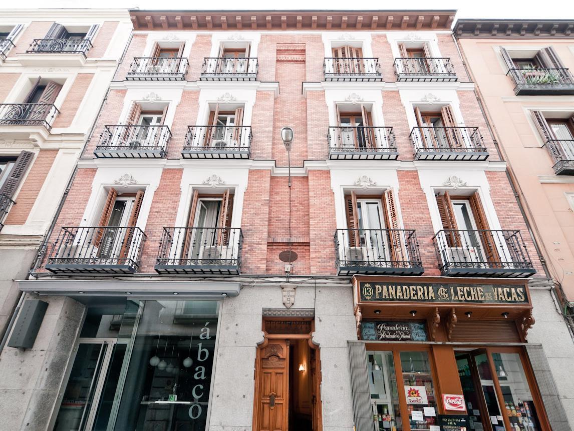 Hostal Las Cortes Madrid Exterior foto